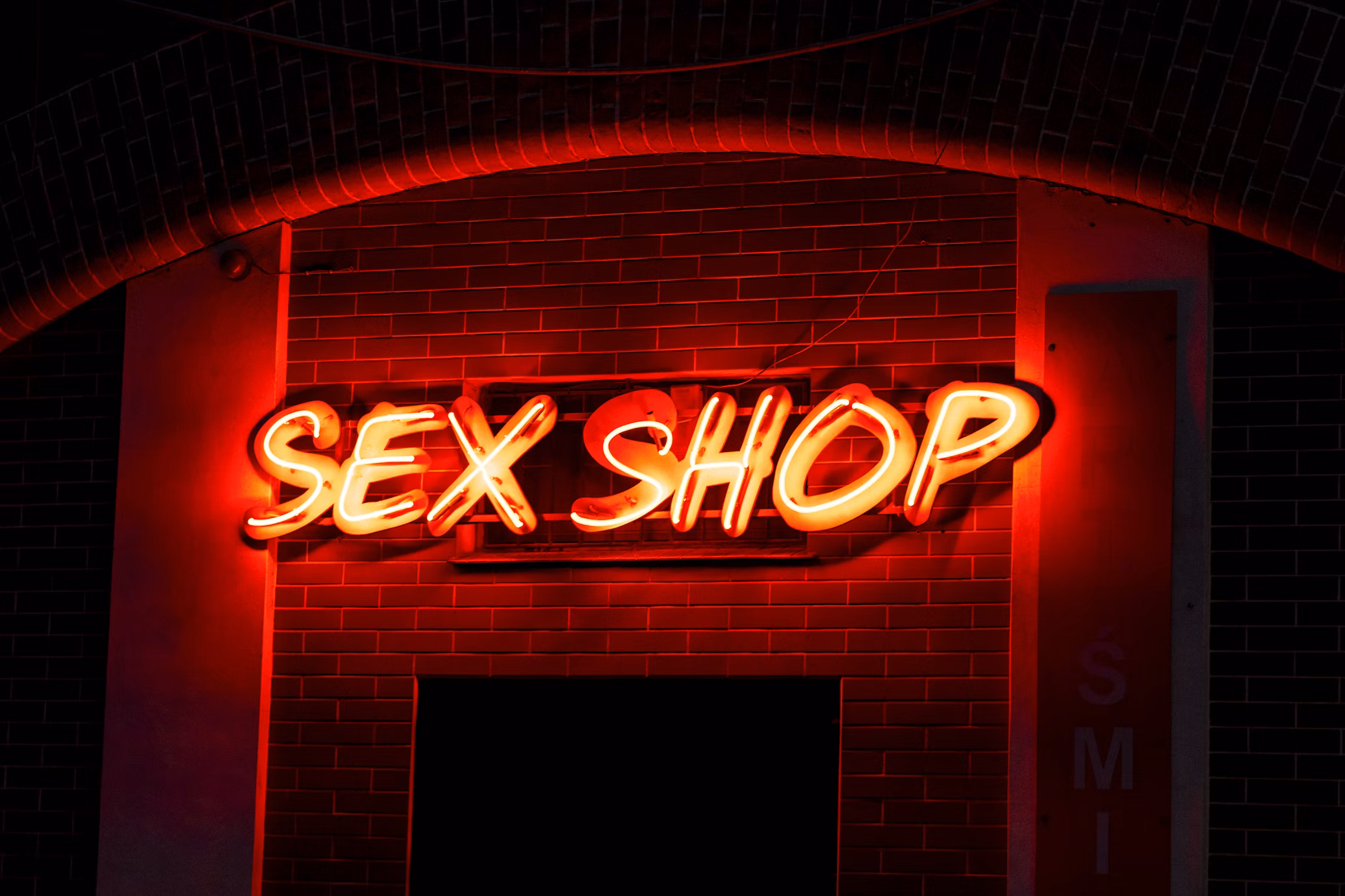 Mobile-optimized product page for Adult Toy Store showcasing discreet branding and high-quality images for better conversions.